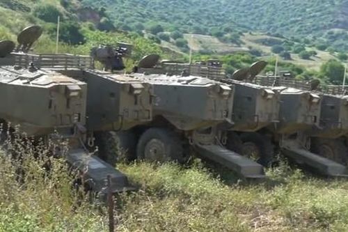 Israel tăng cường khả năng phòng thủ với hàng loạt xe bọc thép Eitan mới
