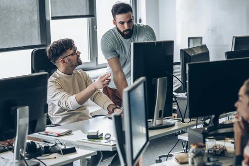 Nhiều người lao động Mỹ sợ bị AI thay thế