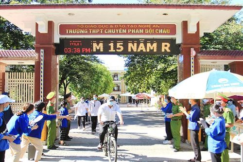 IELTS 7.0 được tuyển thẳng vào Trường THPT Chuyên Phan Bội Châu
