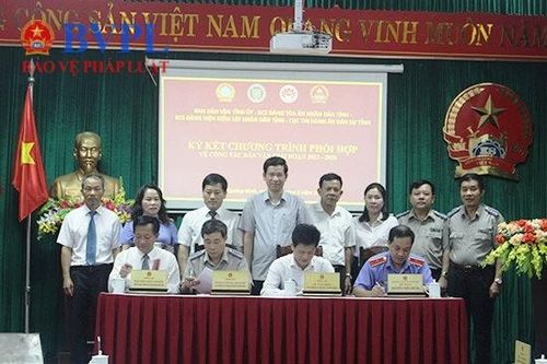 Quảng Bình: Ký kết chương trình phối hợp về công tác dân vận giai đoạn 2023-2026
