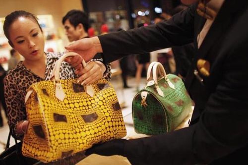 173 người Việt Nam rời top siêu giàu