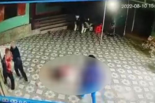 Ngồi ngoài xem cụ ông 72 tuổi chơi cờ tướng, chủ nhà sau đó bị đâm tử vong vì lý do ngỡ ngàng
