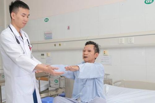 Trên đường về nhà, người đàn ông bất ngờ yếu liệt, ngã ra đường vì căn bệnh nguy hiểm