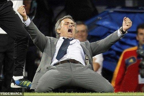 Jose Mourinho: Khi 'kẻ phản diện' mới là người được yêu mến
