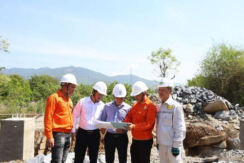 Chặng đường nước rút dự án Đường dây 220kV Nha Trang – Tháp Chàm