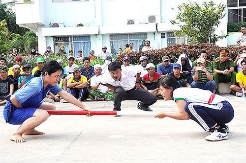 Hấp dẫn môn đẩy gậy