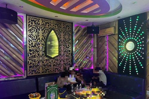 Xử phạt 4 cơ sở karaoke, nhà hàng hoạt động 'chui'