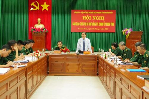 Đảng ủy - Bộ Chỉ huy Bộ đội Biên phòng tỉnh Khánh Hòa: Bàn giao chức trách, nhiệm vụ công tác đảng, công tác chính trị