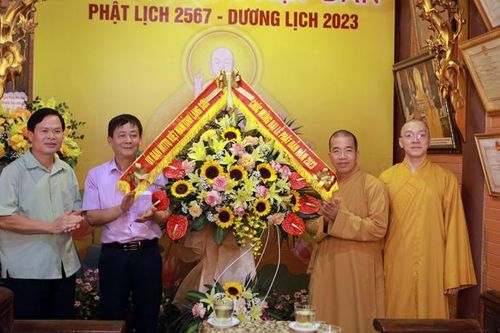 Ủy ban MTTQ tỉnh và các tổ chức chính trị- xã hội chúc mừng Ban Trị sự Giáo hội Phật giáo Việt Nam tỉnh Lạng Sơn nhân dịp Đại lễ Phật đản