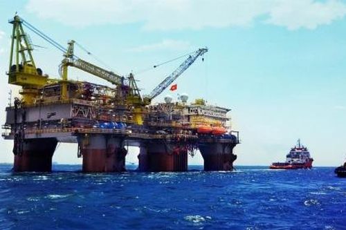 Vợ kiểm soát viên PV Drilling bán chui 5.000 cổ phiếu