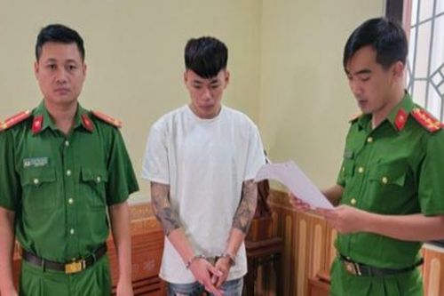 Bắt đối tượng càn quấy, chém người gây thương tích