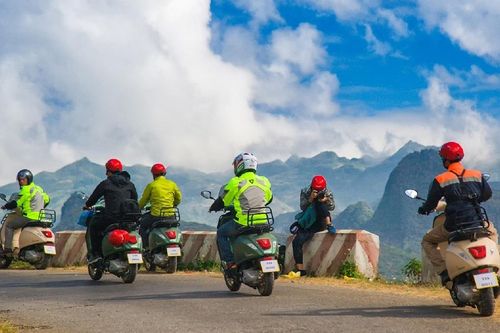 Những lưu ý khi đi xe tay ga đường đèo dốc nhất định phải nhớ