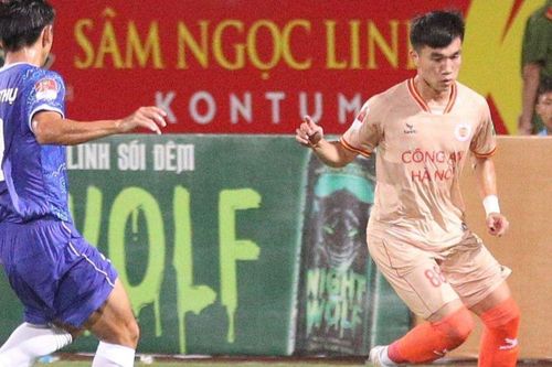 Cầu thủ Công an Hà Nội lỡ cơ hội lên tuyển vì chấn thương