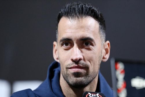 Busquets rời châu Âu sau khi chia tay Barca