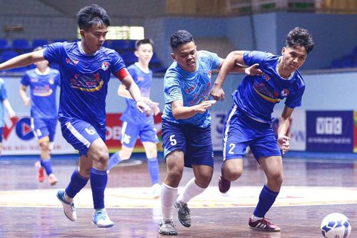Tưng bừng khai hội bóng đá sinh viên Tây Nguyên