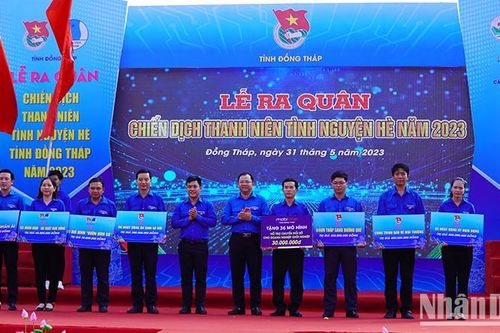 Đồng Tháp: Phát động 90 ngày đêm cao điểm tình nguyện mùa hè xanh