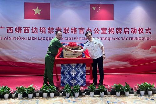 Khánh thành Văn phòng liên lạc qua biên giới Việt-Trung