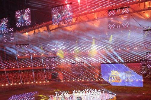 Lễ khai mạc ASEAN Para Games hoành tráng như SEA Games 32