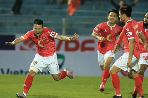 Hồng Lĩnh Hà Tĩnh treo thưởng đậm trước trận gặp Nam Định