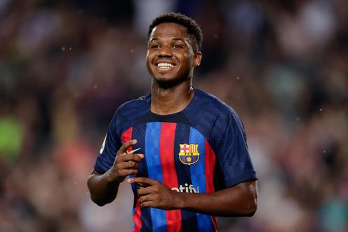 Barca chào mời Arsenal mua sao thất sủng