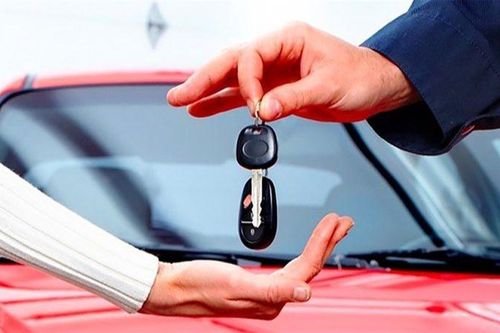 Lừa tiền nhiều người bằng xe ô tô của người khác