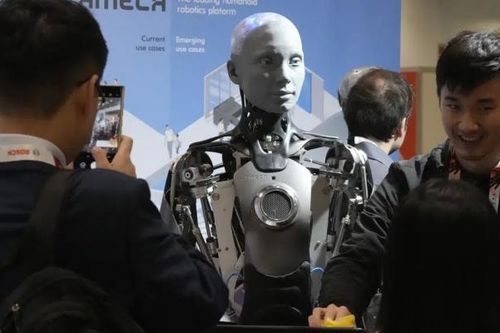 Ameca, robot AI hình người có thể làm thơ