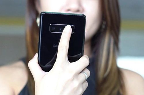 Xóa ngay ứng dụng này nếu không muốn bị nghe lén