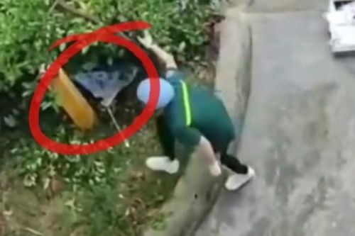 Bé trai cầm ô nhảy từ tầng 26 xuống đất nghi học theo phim hoạt hình