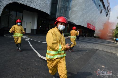 Bộ trưởng Xây dựng: Không áp Quy chuẩn 06 phòng cháy với nhà riêng dưới 6 tầng