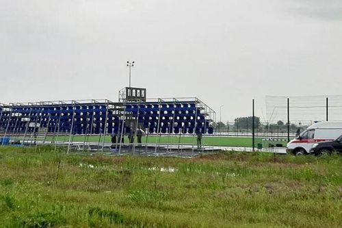 Sập khán đài sân bóng đá ở Rostov-on-Don của Nga, ít nhất 1 người thiệt mạng