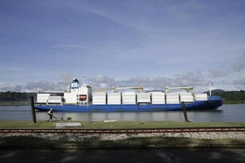 Nguy cơ biến đổi khí hậu gây tê liệt kênh đào Panama