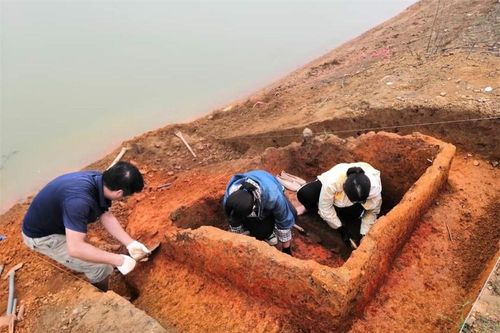 Yên Bái khai quật phế tích, phát lộ dấu tích lò nung cổ