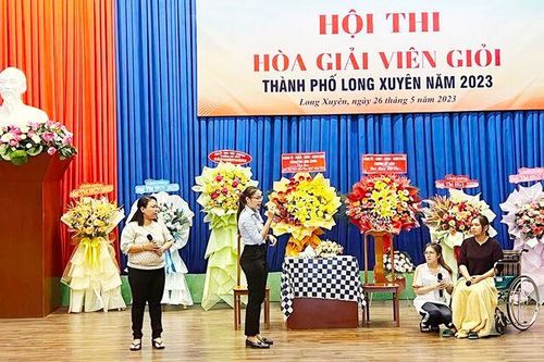 Hội thi hòa giải viên giỏi