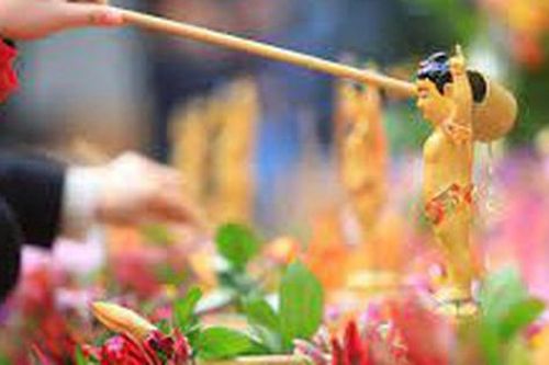 Lễ phẩm được coi là quý nhất mùa Phật đản nhưng ít người biết