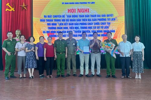 Nhiều mô hình thiết thực phát huy sức mạnh tổng hợp từ nhân dân ở phường Tứ Liên