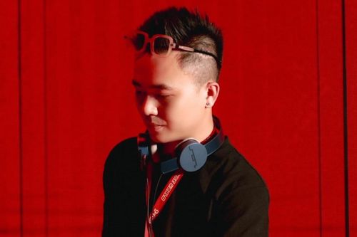 Chuyện chưa biết về nam DJ nổi tiếng lấy nghệ danh từ nghề gia truyền của gia đình
