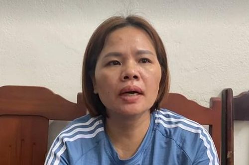 'Tú bà' điều 2 nhân viên dưới 18 tuổi đi bán dâm