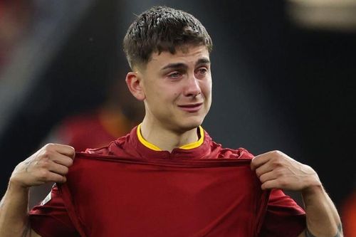Dybala khóc nức nở sau thất bại ở chung kết Europa League