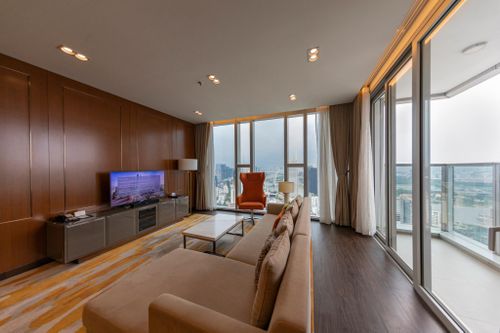 Có gì trong căn hộ cho thuê 6.000 USD/tháng ở TP.HCM?