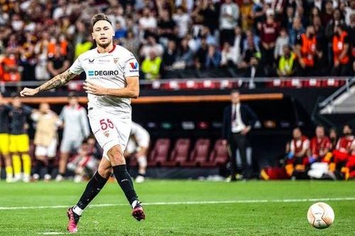 Sao Sevilla không nhìn khung thành khi đá luân lưu