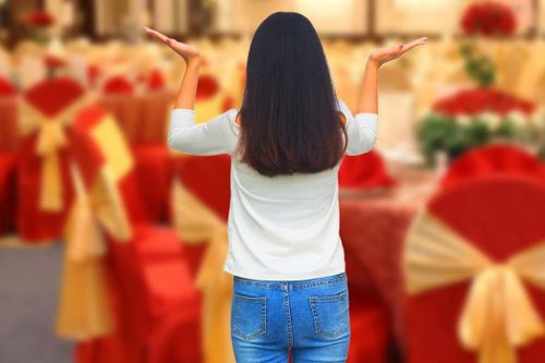 Chiếc quần khiến người phụ nữ suýt bị đuổi khỏi đám cưới