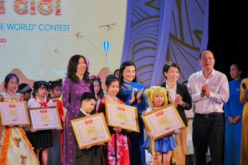 Tổng kết và trao giải sân chơi 'Thiếu nhi Việt Nam vươn ra thế giới'