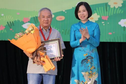 Lễ trao Giải thưởng Thiếu nhi Dế Mèn lần 4 - 2023: Có 'Hiệp sĩ', có rất nhiều khát vọng…