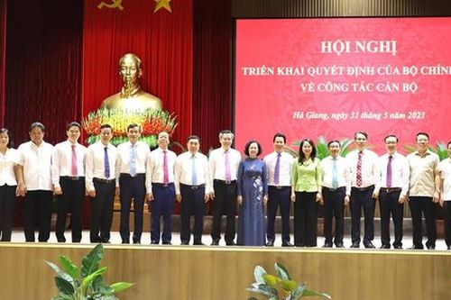 Bộ Chính trị phân công, chỉ định nhân sự 2 địa phương