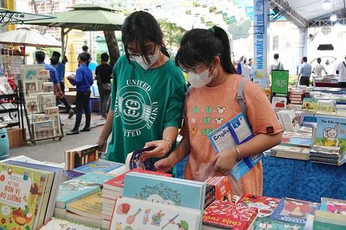 Hơn 16.000 tựa sách tại Hội sách thiếu nhi Thành phố Hồ Chí Minh lần IV