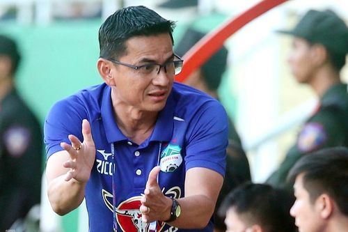 HLV Kiatisuk tiết lộ 'bí kíp' thắng Hà Nội FC