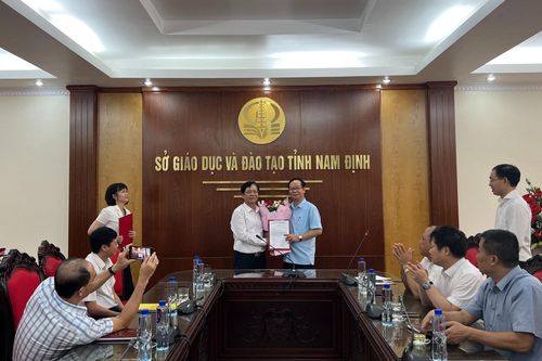 Ngành Giáo dục Nam Định điều động, bổ nhiệm nhiều vị trí mới