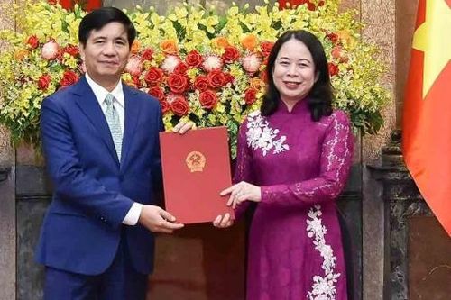 Đại sứ Đinh Ngọc Linh: Đến Malaysia với quyết tâm của 'lớp Đại sứ trong giai đoạn mới'