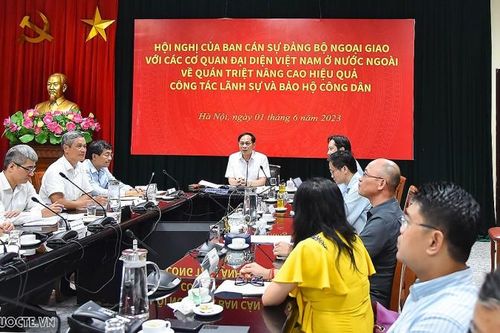 Bộ trưởng Ngoại giao Bùi Thanh Sơn: Phát huy tinh thần phục vụ, không ngừng nâng cao hiệu quả công tác lãnh sự và bảo hộ công dân