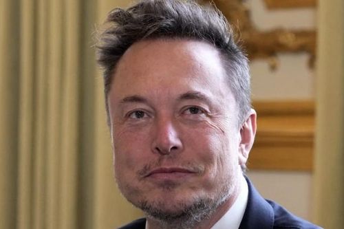 Elon Musk lại là người giàu nhất thế giới khi LVMH 'chìm nghỉm'